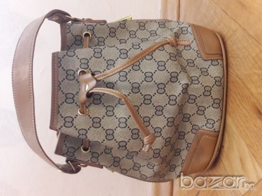 Продавам дамска чанта, снимка 3 - Чанти - 21307208