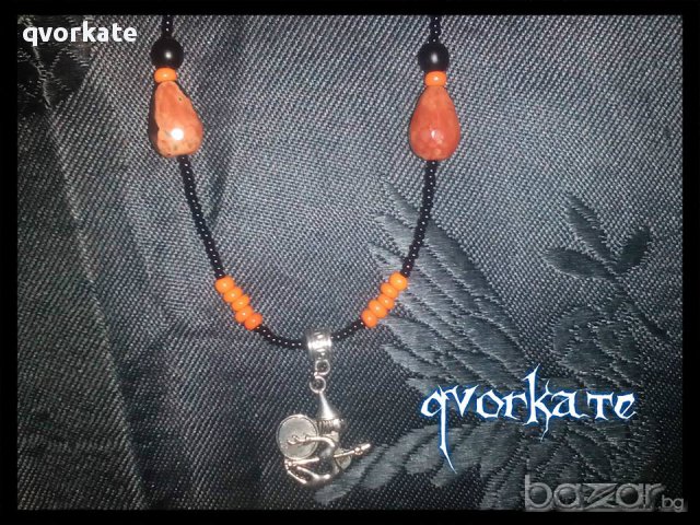 Колие , снимка 2 - Колиета, медальони, синджири - 15873724