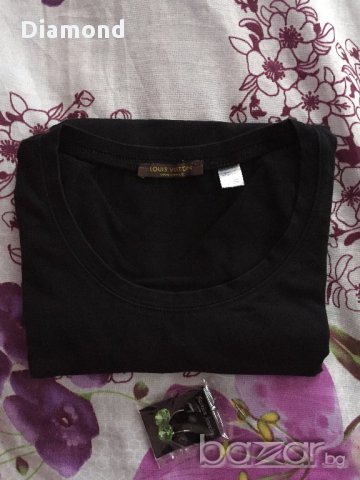 100 % Louis Vuitton автентична дамска тениска със сериен номер, снимка 3 - Тениски - 14305954
