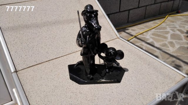 Стара колекционерска статуетка Крокодила Гена и Чебурашка 1969 г, снимка 2 - Антикварни и старинни предмети - 21518292