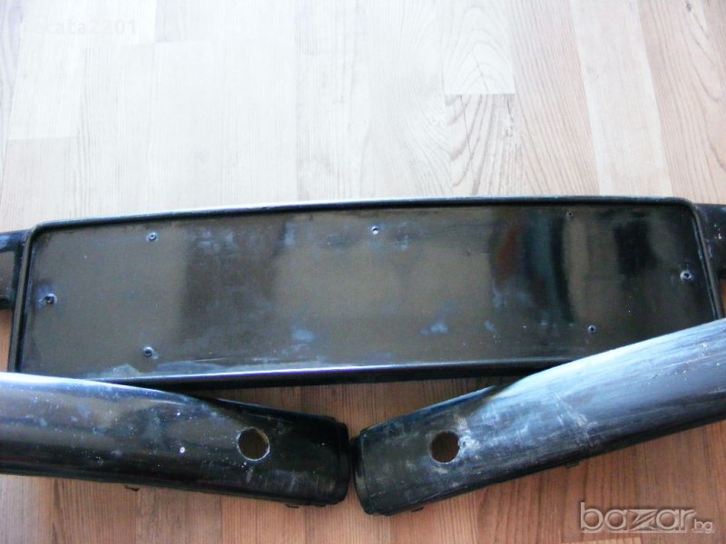 Продавам - лайсни и лява решетка за предна броня на Vw Passat, снимка 1