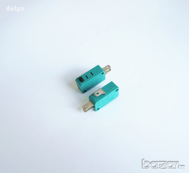 Ключ незадържащ НО зелен 250V 10A, снимка 1