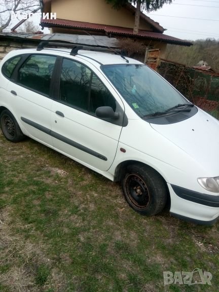 Рено Меган Сценик - 1.6 бензин , 8 V , 90 к.с. -  1997 г.- на части, снимка 1