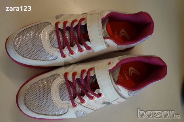 нови маратонки Clarks, 35ти номер, снимка 7 - Детски маратонки - 18231430