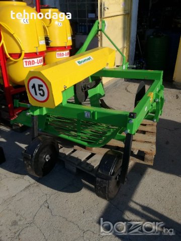 Картофовадачка едноредова за трактор - Полски, снимка 4 - Селскостопанска техника - 18889095