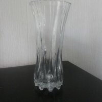 Стъклена ваза - прозрачно стъкло, снимка 1 - Вази - 25782276