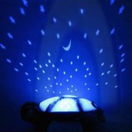 Нощна лампа Костенурка,проектираща съзвесздия, снимка 1 - Настолни лампи - 17418082