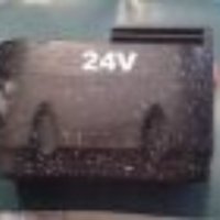Зарядно устройство и батерия за акумулаторна бормашина - акумулаторен винтоверт "Блек енд Декер", снимка 6 - Винтоверти - 21118900