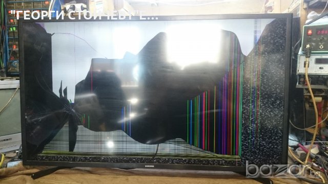 UE40J5000AW СЪС СЧУПЕН ПАНЕЛ