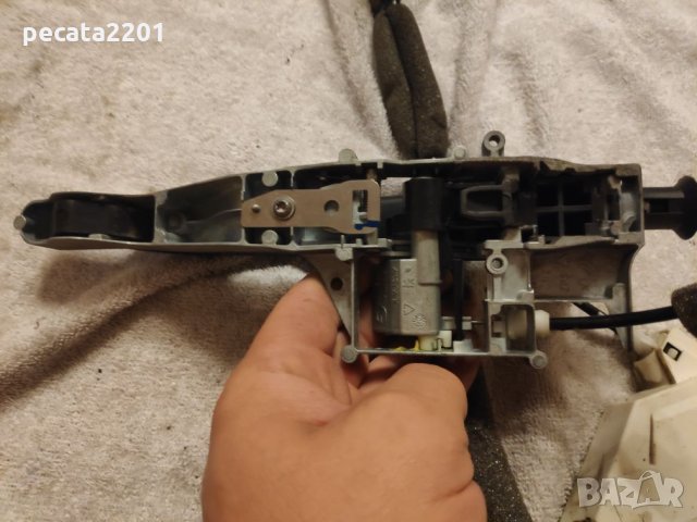 Продавам - брава + дръжка за Ситроен Берлинго 2009 г., снимка 6 - Части - 25749648