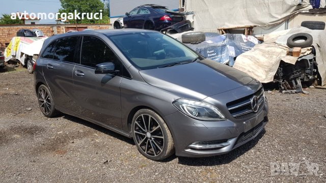 Mercedes B200 W246 AMG на части 2015г. Мерцедес Б200 , снимка 3 - Автомобили и джипове - 25844466