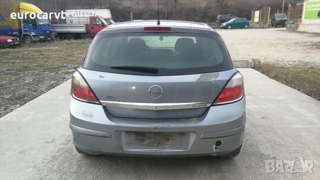 на части Opel Astra 1.7 CDTI, снимка 6 - Автомобили и джипове - 24624546