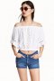 Къса бяла блуза в бохо стил H&M , снимка 1 - Корсети, бюстиета, топове - 15152802