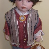 Порцеланова кукла , снимка 3 - Други ценни предмети - 10474385