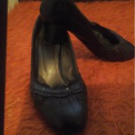 Черни обувки, снимка 1 - Дамски ежедневни обувки - 17845249