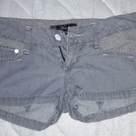Комплект тениска и къси панталонки, снимка 2 - Други - 18589328