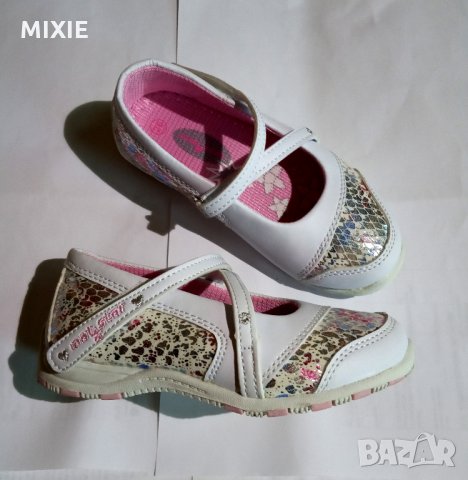 Детски бели обувки, № 26, снимка 3 - Бебешки обувки - 26121385