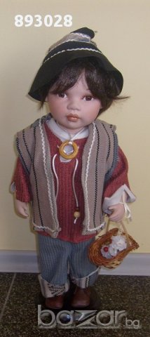 Порцеланова кукла , снимка 3 - Други ценни предмети - 10474385