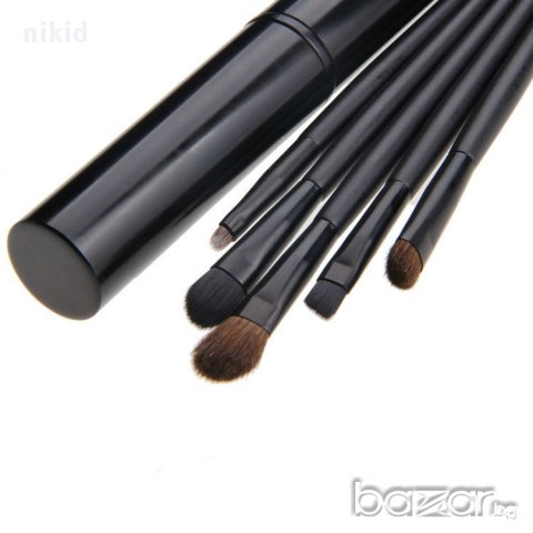   четки косъм пони за грим сенки 5 бр в мини цилиндър метален за чанта, снимка 2 - Декоративна козметика - 12792291