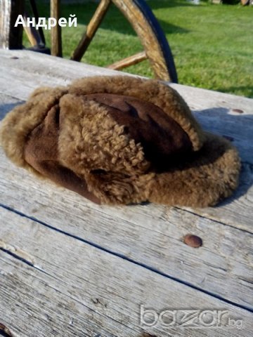 Стара кожена шапка, снимка 2 - Антикварни и старинни предмети - 18355307
