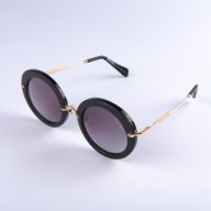 Продавам слънчеви очила MIU MIU реплика клас ААА+, снимка 3 - Слънчеви и диоптрични очила - 8301327