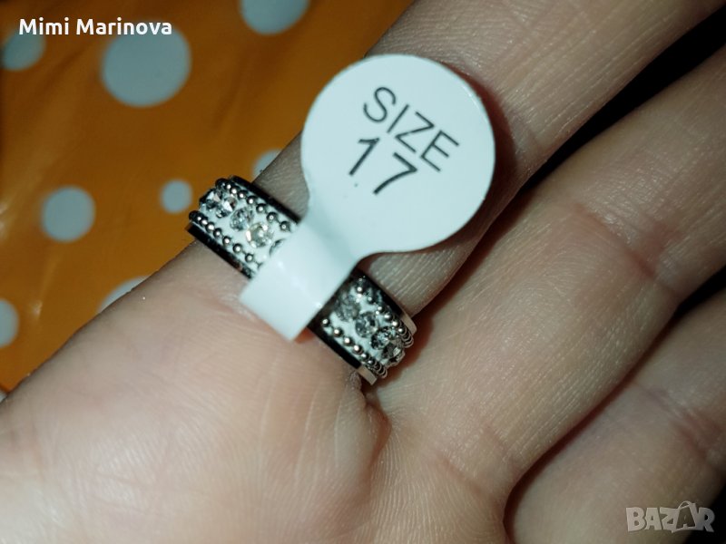 Пръстен с камъни, снимка 1