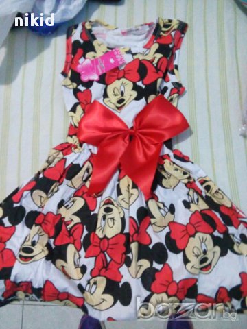 коледна детска рокля Мини Маус Minnie Mouse с голяма червена пандела 2-7, снимка 3 - Детски рокли и поли - 15829041