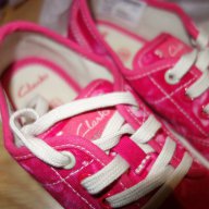 нови платняни обувки Clarks, 32ти номер, снимка 2 - Детски маратонки - 12209633