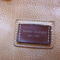 Tommy Hilfiger дамска чанта, снимка 4 - Чанти - 21459283