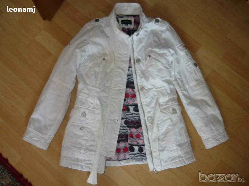 Бяло плътно яке на Sublevel, снимка 1