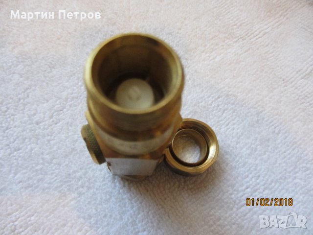 Месингов възвратен спирателен кран, снимка 2 - Строителни материали - 22340284