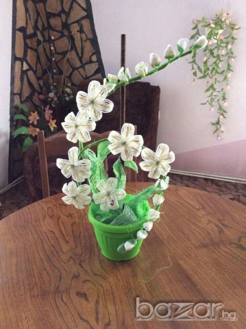 Орхидея от мъниста, снимка 4 - Декорация за дома - 20070270