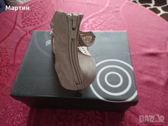 Дамски велурени обувки, снимка 4 - Дамски обувки на ток - 23223943