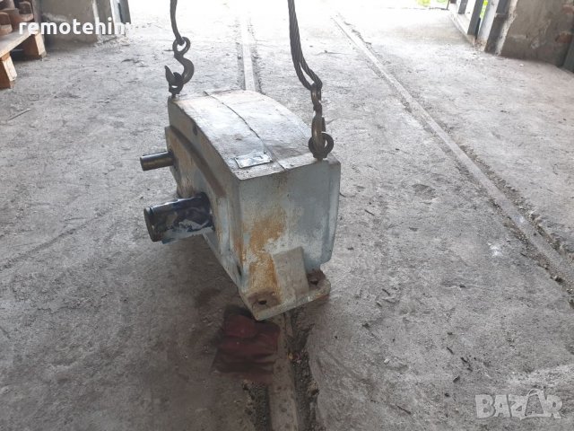 Редуктор РЦР 285, снимка 2 - Други машини и части - 26184240
