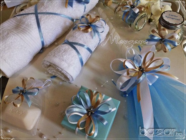 Комплект за кръщене в бежаво и светло синьо с кръстче, снимка 2 - Подаръци за кръщене - 16474133