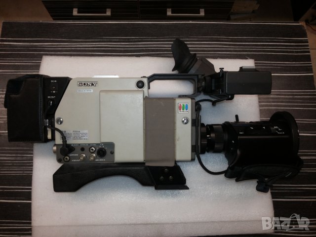 Видеокамера SONY DXC-1820P, снимка 8 - Камери - 23656871