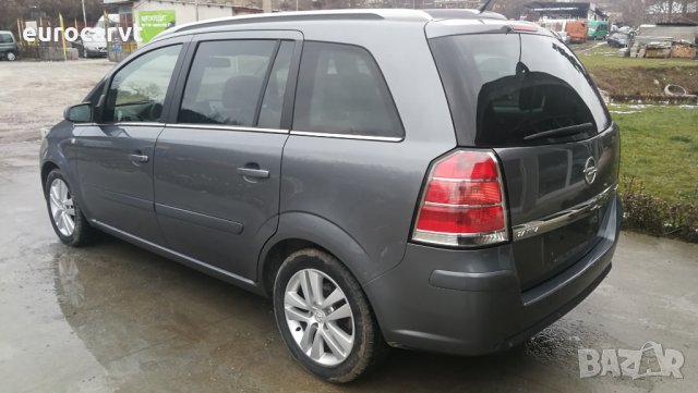 на части Opel Zafira 1.9 CDTI COSMO, снимка 7 - Автомобили и джипове - 23690158