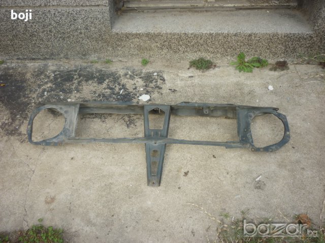 Предна маска за Фолксваген Голф 2 , снимка 2 - Части - 16063674