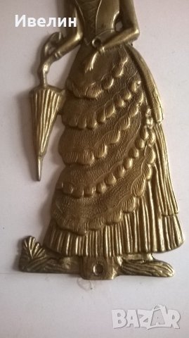 месингова апликация-дама, снимка 3 - Антикварни и старинни предмети - 21947816