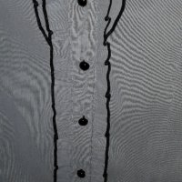 Дамски блузи 46 размер и елек с дантела, снимка 4 - Блузи с дълъг ръкав и пуловери - 25449805