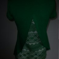 Зелена блуза с дантелен гръб , снимка 1 - Тениски - 18565692