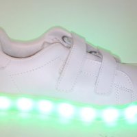Детски маратонки LED (светещи), снимка 8 - Детски маратонки - 20270728