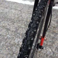 Зимни външни гуми за велосипед колело GRIPPER ICE с метални шпайкове, снимка 4 - Части за велосипеди - 20377992