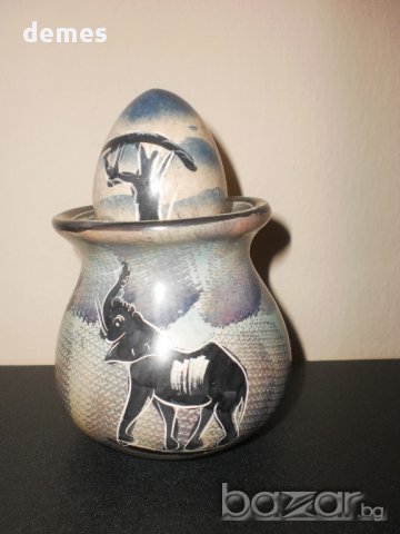 Декоративно яйце с поставка , изработено от сапунен камък, снимка 3 - Декорация за дома - 17622317