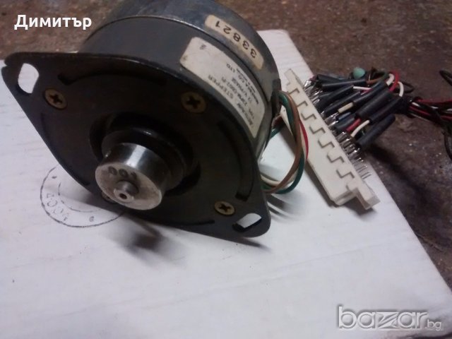 Стъпков двигател, снимка 4 - Други - 19622453