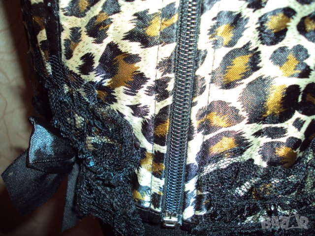 Корсети, снимка 8 - Корсети, бюстиета, топове - 22606677