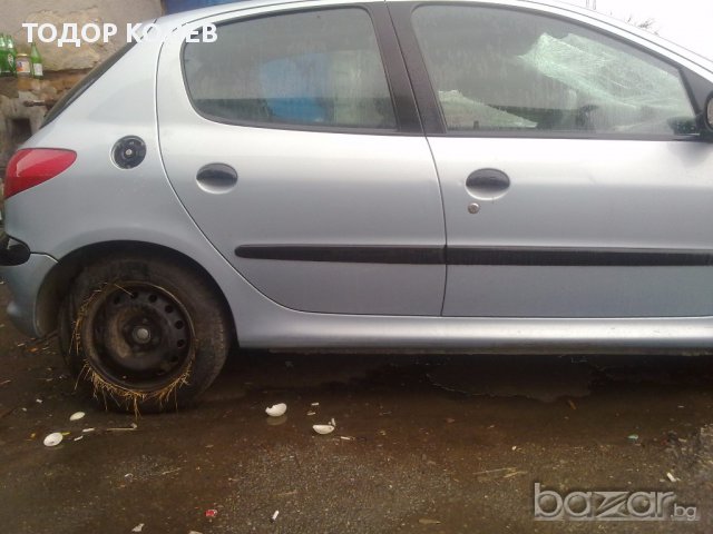 Peugeot 206 1.4i на части.