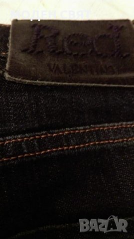 Дамски дънки RED VALENTINO, снимка 10 - Дънки - 22795832