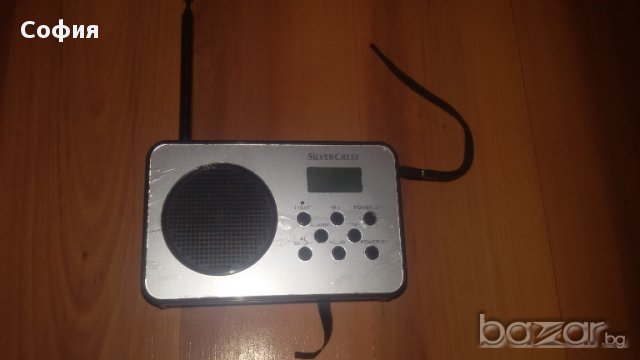 Малко радио Silver Crest, слушалки, часовник, будилник - немско - нови!!!, снимка 7 - Радиокасетофони, транзистори - 15637411