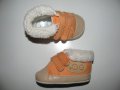 Нови Обувчици Premaman 0-3 месеца, снимка 1 - Детски маратонки - 11752321
